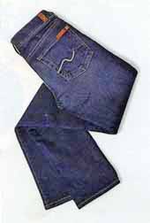 Choose the right jeans for your fashion statement